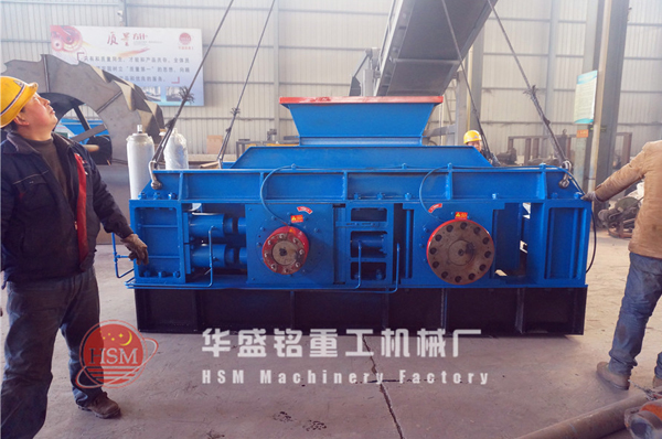 聖戈班明(ming)智選(xuan)擇(ze)華(hua)盛銘對輥(gun)破碎(sui)機