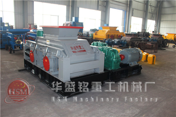 對輥式(shi)破(po)碎機(ji)圖片(pian)