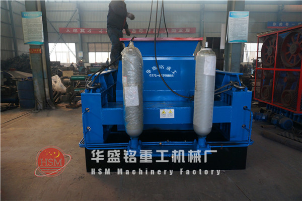 對輥破(po)碎機(ji)圖片